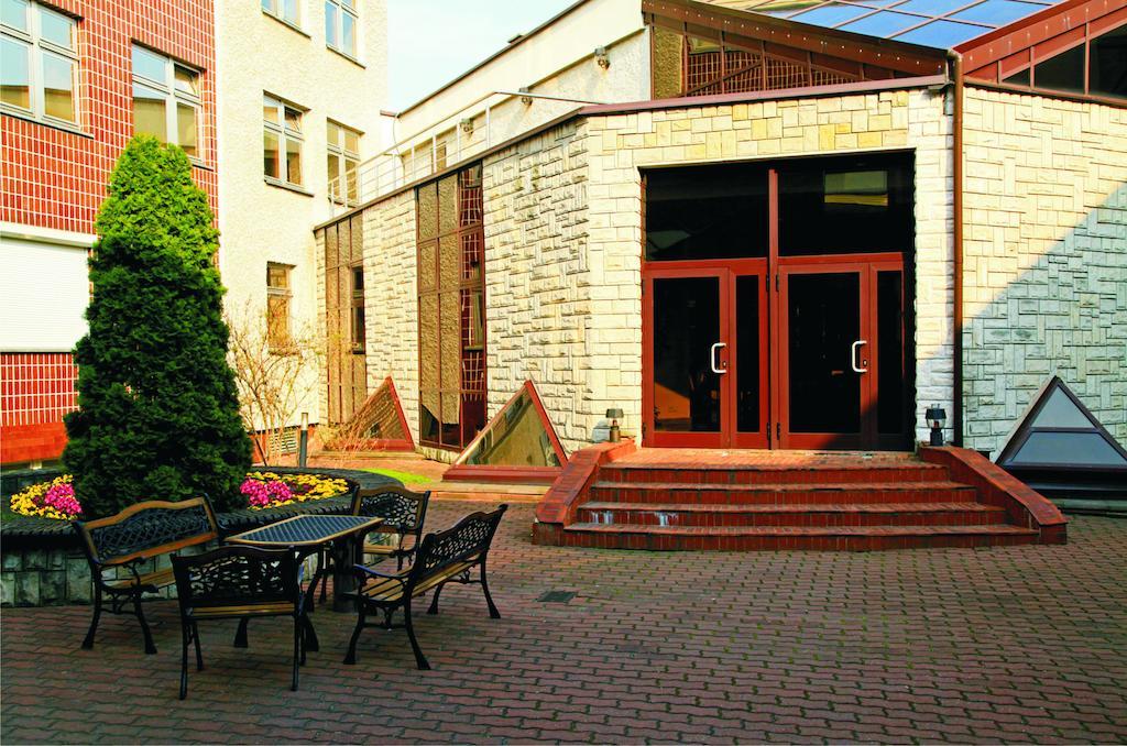 Centrum Konferencyjne IBIB PAN Warschau Exterior foto
